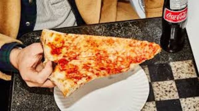 BUSINESS FOR SALE: ESTABLISHED TAKEAWAY PIZZA RESTAURANT