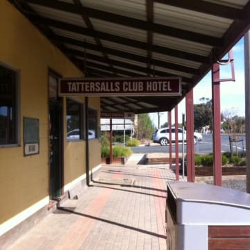 REDUCED!! PRICED TO SELL!!