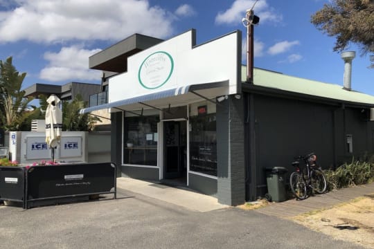 Whitecliffs General Store & Cafe