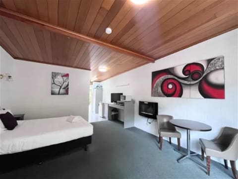 Leasehold  Motel with Restaurant in Tourism Hotspot Halls Gap