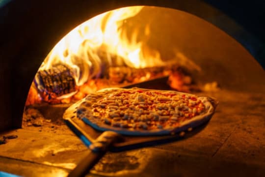 Italian Restaurant and Takeaway Taking a Huge $19,000 p/w! (Our Ref: V2073)