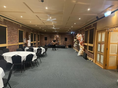 The Austral Hotel Korumburra