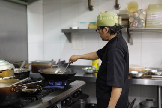 Indonesian & Malaysian Food in Busy Shopping Centre Location