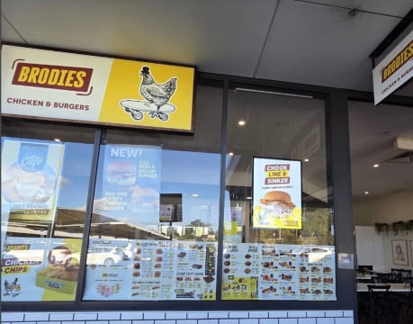 PRICE REDUCED! Brodies Chicken & Burgers - Cornubia