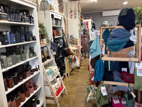 Specialty Gifts for Coastal Living (CS26126)
