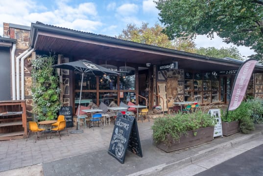 HAHNDORF MAIN STREET CAFE - 'Kitchen 2C'