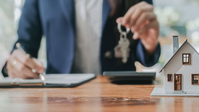 20-Year Brisbane Mortgage Brokerage for Sale. Owners Retiring. Act NOW