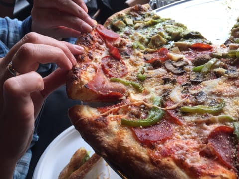 For Sale  Goulburn Valley  Takeaway Pizza and Pasta – Strong Sales, Short Hours, Rare Opportunity