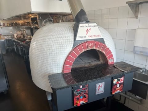 Dn7dg3ggmyehijw5p4zz