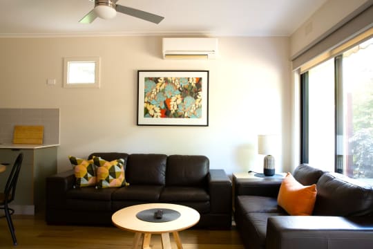 FREEHOLD GOING CONCERN - Goldfield Riverside Apartments, Bright VIC - 1P0625