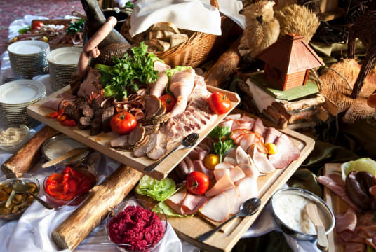 LANDMARK GEELONG CATERING COMPANY FOR SALE - $270,000 + SAV