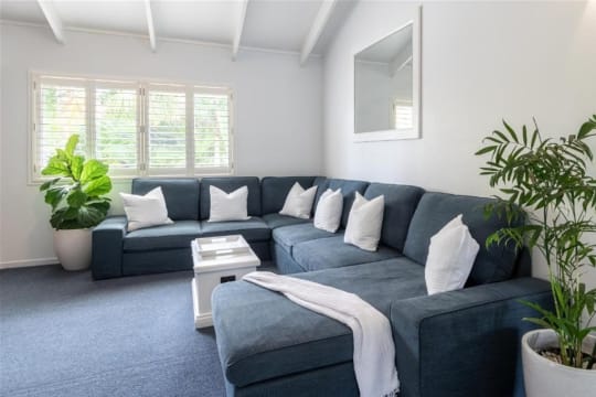 ACCOMMODATION BUSINESS IN PARADISE - PRIME LOCATION - NORTH OF NOOSA HEADS