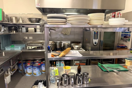 LEASEHOLD - Italian Pizzeria & Cafe, Howlong NSW - 1P0599