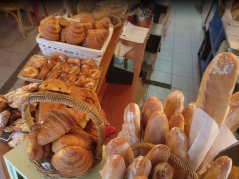 [ABS-100] LE CAFE FLO French cuisine cafe in Thornbury for sale