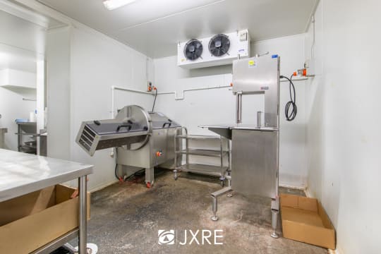 Well Equipped Meat / Foods Processing Factory in Richmond