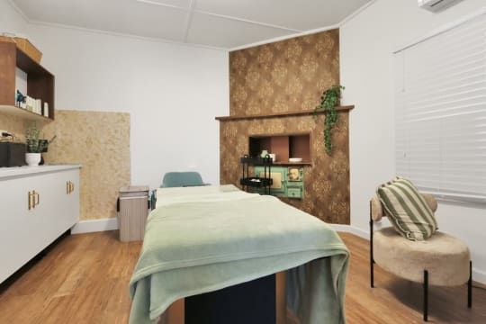 SALON SASS & CO - Established Reputation & Clientelle