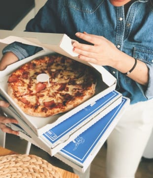Bargain Franchised Pizza business for sale $500 per week rent Near Ringwood [2610012]