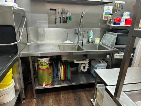 Fully Licensed Indian Restaurant for Sale – Prime Ballarat Location