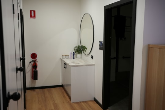 GYM & FITNESS CENTRE