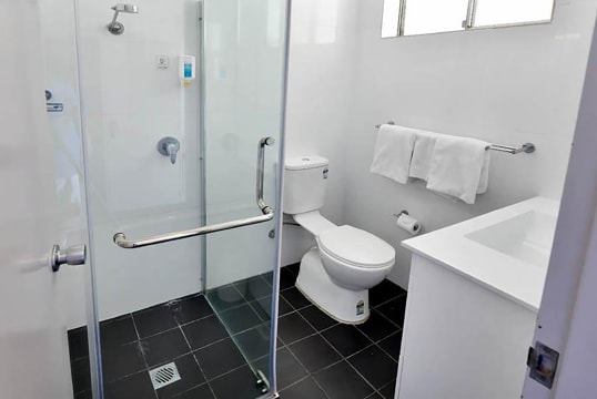EXCEPTIONAL RARE OPPORTUNITY, 74-ROOM LEASEHOLD MOTEL, WESTERN NSW - 893ML