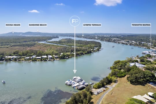 Unique Noosa River Lifestyle Opportunity!
