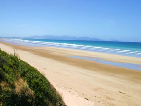 E2qvfoxaxqa4dvsuprd1