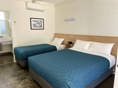 AN ABSOLUTE RIPPER LEASEHOLD MOTEL - 2682ML