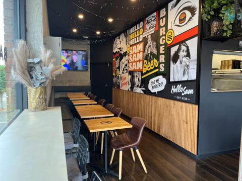 BURGER CAFE,  COMMERCIAL KITCHEN, FULLY LICENSED, NEW CONDITION