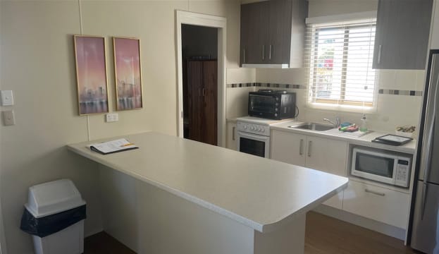 Under Contract - Profitable Leasehold Motel with Caravan Park & Camp sites in Ballarat