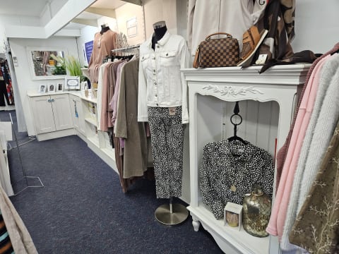 Retail Fashion and Accessories Store – East Gosford