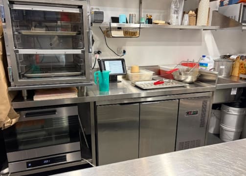 Quality Chicken & Chip / Fish & Chip shop  Berrinba! Lease assignment & Asset sale!