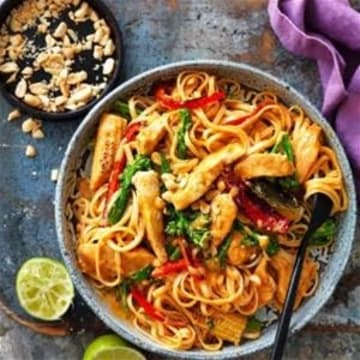 Asian Noodles Bar alongside Fish and Chips