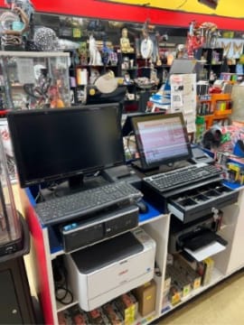 Tobacconist / Freehold in Maryborough (JASW0036)