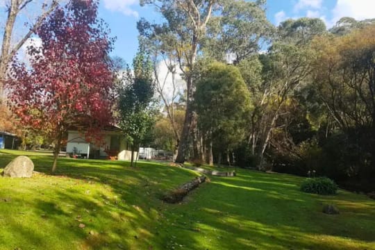 Harrietville Caravan Park - Established leasehold caravan park at the foot of the Victorian Alps