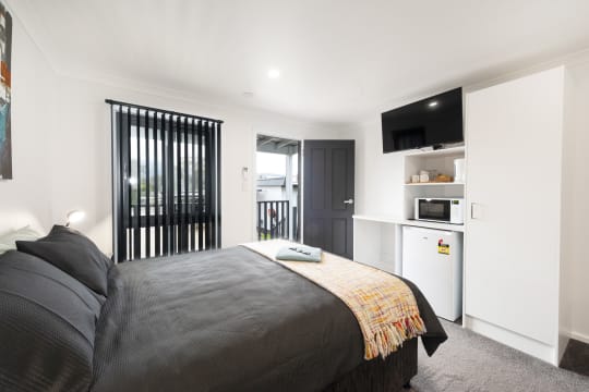 UNDER OFFER - Glenrowan Kelly Country Motel, VIC - 1P0529