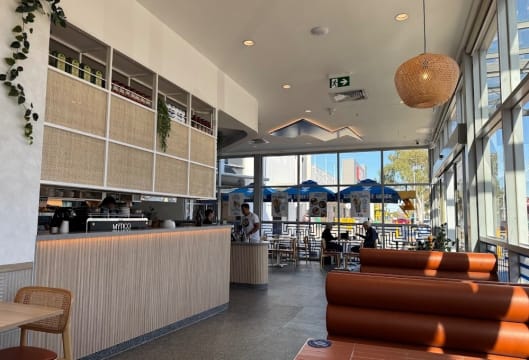 Melbourne's First Zeus Street Greek – Profitable & Growing! (Our Ref: V2103)
