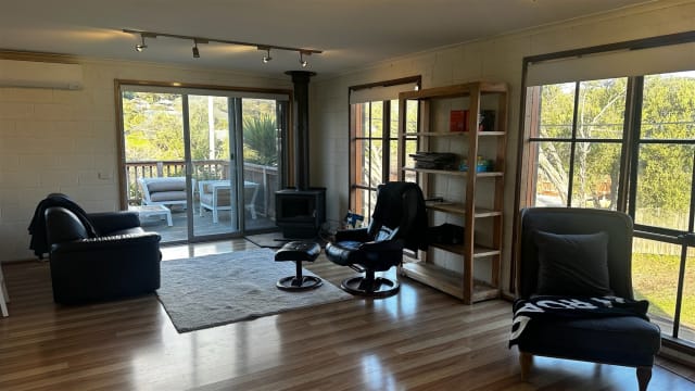 PRICE DROP! Get in for summer! WIWO Newly renovated Cafe RYE Mornington Peninsula