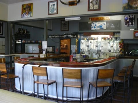 COUNTRY FAMILY HOTEL SELLING FREEHOLD