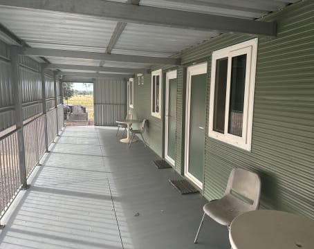 15 ROOM FREEHOLD MONEY MAKER - 2871MF