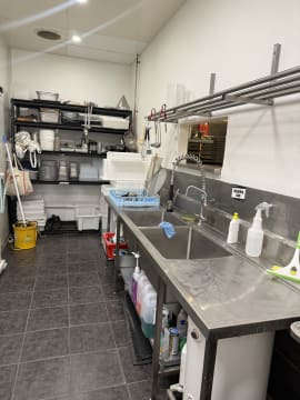 Scarborough Pizzeria — $80k Near-New Fit-Out, Walk-In Walk-Out