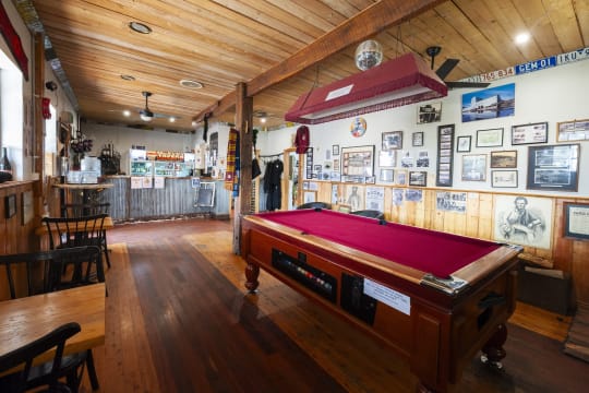 FREEHOLD GOING CONCERN - McEvoy Tavern, Eldorado VIC - 1P0543
