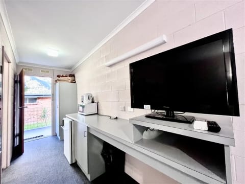 Leasehold  Motel with Restaurant in Tourism Hotspot Halls Gap