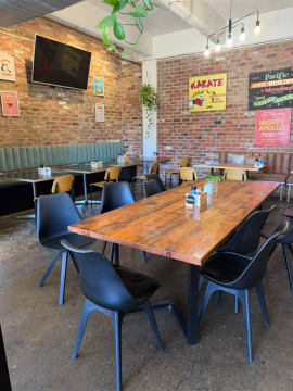 72 Seat Established Cafe / Restaurant - West Melbourne! WIWO
