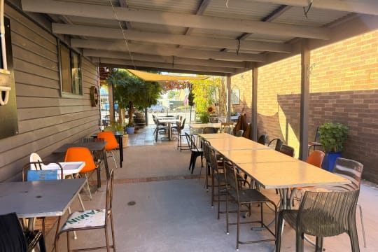 LEASEHOLD - Half Acre Cafe, Howlong NSW - 1P0595