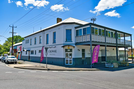 Leasehold Hotel for Sale - Crowne Hotel, Orange NSW