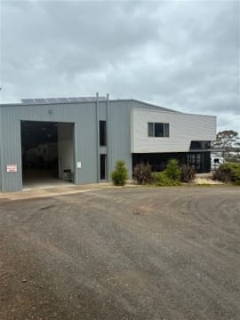 Gooseneck and Fifth Wheel Business for sale