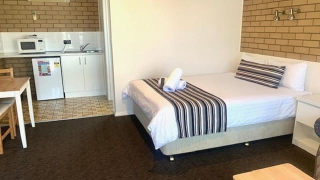 UNDER OFFER - Albury City Motel