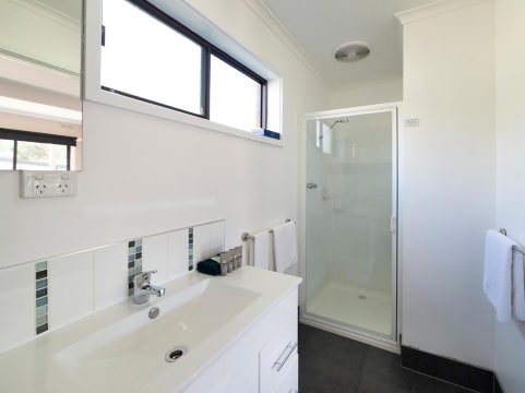 A BEAUTIFUL LOCATION TO OWN YOUR OWN FREEHOLD MOTEL - 1836MF