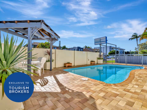 Beachside Accommodation Complex | Six Apartments | Development Potential (STCA) - 2904MF