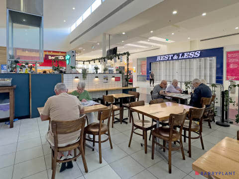 WELCOME TO WONTHAGGI PLAZA.